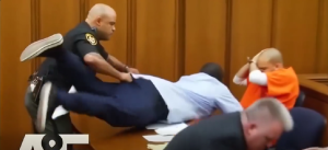 Father att@cks daughter’s k!L3er in court…See More